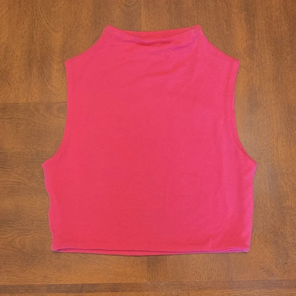 NWT Naked Wardrobe Sleeveless Mock Neck Crop Top Size XS - Picture 6 of 8